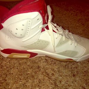 Air Jordan Retro 6!
